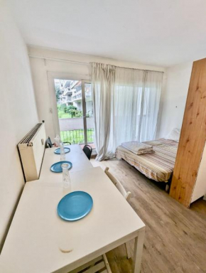 Studio proche rocade - Tout Equipé Avec Parking Gratuit Grenoble